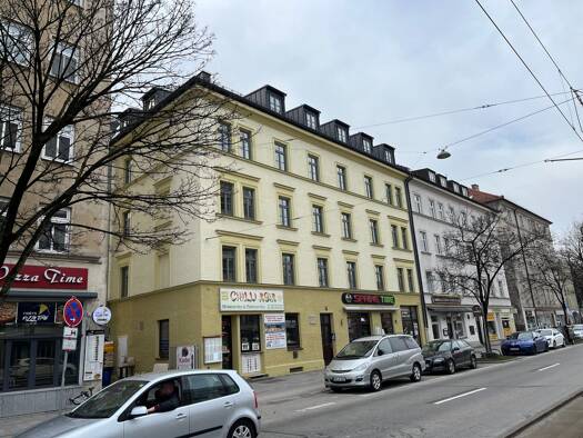 Wohnung zur Miete 1.750 € 3,5 Zimmer 70 m² Geschoss 2/5 frei ab 01.10.2026 Maxvorstadt München 80335