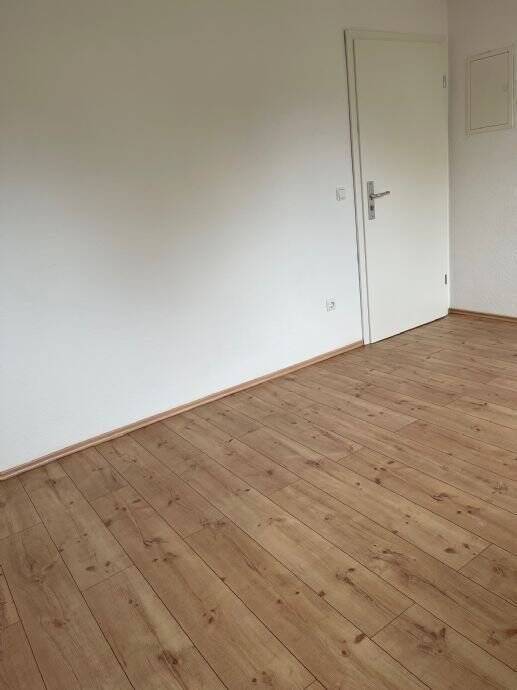 WUNDERSCHÖN GEPFLEGTE 1-ZIMMER WOHNUNG IN NÜRNBERG - KATZWANG, WLAN INKLUSIVE! – Am Hammer 10, 90455 Nürnberg – Vorschaubild 10