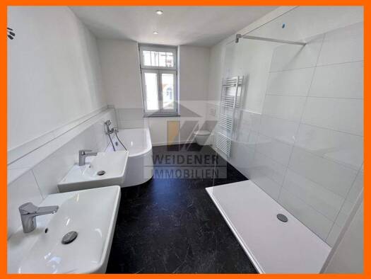 Wohnung zur Miete 1.295 € 4 Zimmer 107,4 m² 3. Geschoss frei ab sofort Debschwitzer Straße 2 Debschwitz Gera 07548