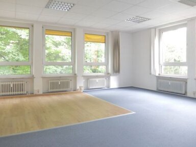 Bürofläche zur Miete 2.964 € 4 Zimmer 228 m² Bürofläche Kumpfmühl - West Regensburg 93051