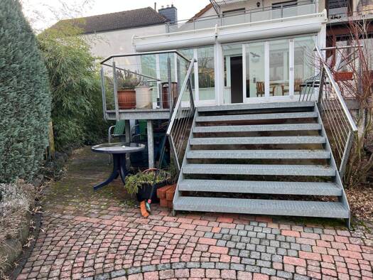 Studio zur Miete 1.090 € 1 Zimmer 97,6 m² frei ab sofort Langenselbold 63505