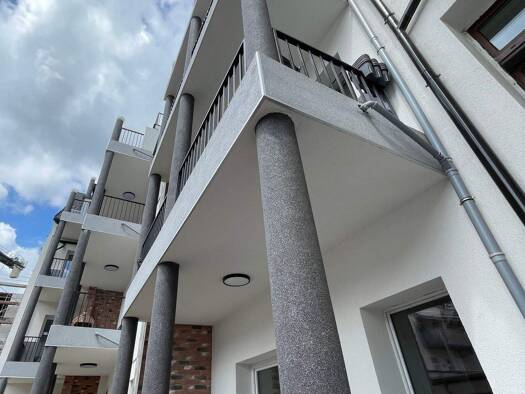 Wohnung zur Miete 1.100 € 5 Zimmer 109,9 m² Geschoss 1/3 frei ab sofort Zöllnerstraße 15 Zentrum Zentrum 09111