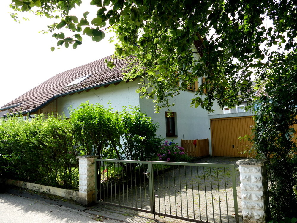 Mehrfamilienhaus zum Kauf 545.000 € 8 Zimmer 212,2 m²<br/>Wohnfläche 664 m²<br/>Grundstück Kerngebiet Waldkraiburg 84478