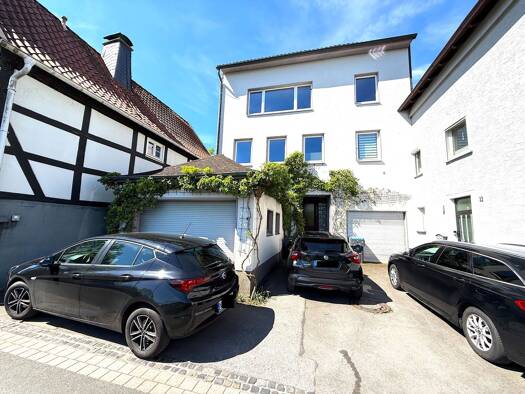 Mehrfamilienhaus zum Kauf 199.000 € 8 Zimmer 204 m² 220 m² Grundstück Arnsberg 59821