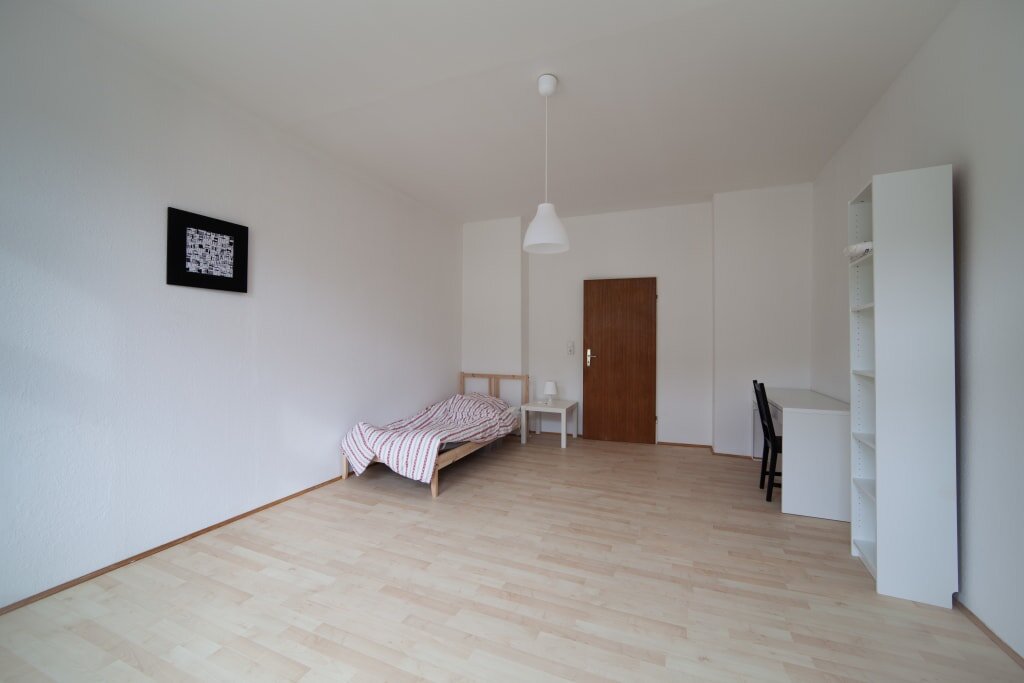 Wohnung zur Miete Wohnen auf Zeit 970 € 5 Zimmer 20 m²<br/>Wohnfläche 19.11.2024<br/>Verfügbarkeit Elisabethstraße 4 Neuschwabing München 80796