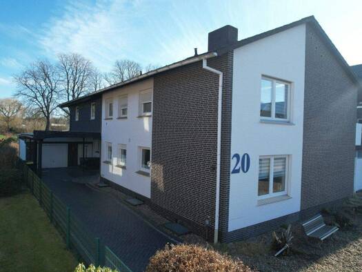 Mehrfamilienhaus zum Kauf provisionsfrei 449.000 € 9 Zimmer 323 m² 1.019 m² Grundstück Wildeshausen 27793