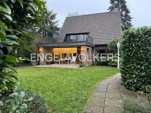 Einfamilienhaus zur Miete 1.650 € 4 Zimmer 172 m² 748 m² Grundstück frei ab 01.04.2026 Uerdingen Krefeld 47829