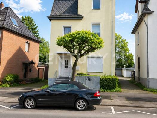 Haus zum Kauf 686.000 € 12 Zimmer 423 m² 839 m² Grundstück frei ab sofort Wesseling 50389