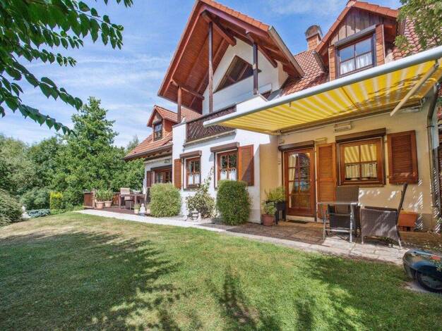 Einfamilienhaus zum Kauf provisionsfrei 595.000 € 7 Zimmer 206 m² 774 m² Grundstück Lauterbach 36341