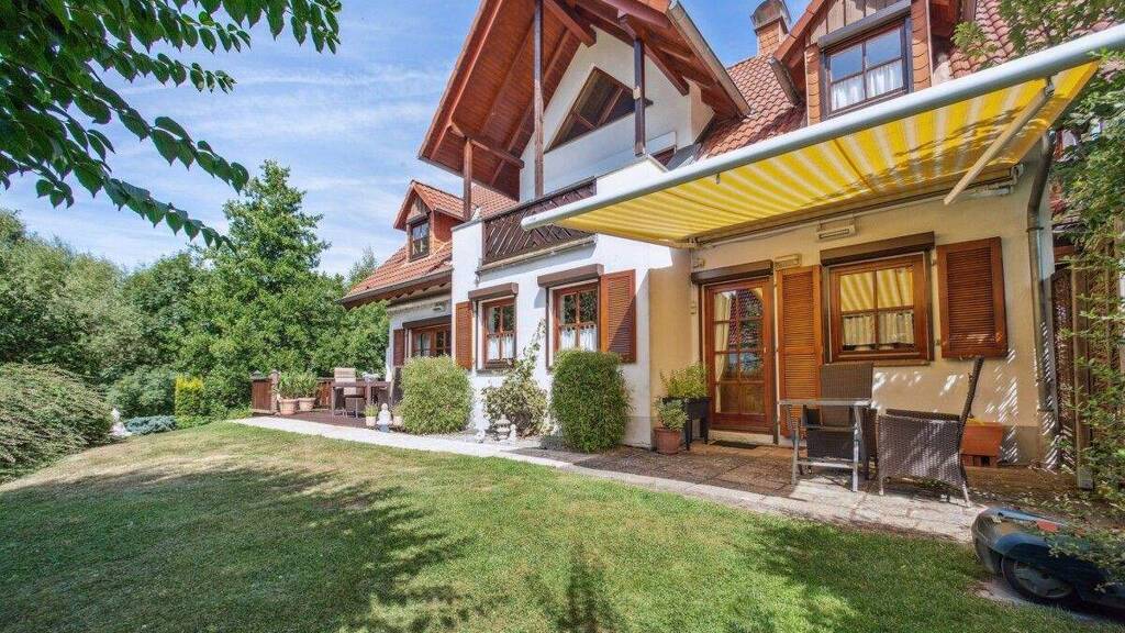 Einfamilienhaus zum Kauf provisionsfrei 595.000 € 7 Zimmer 206 m² 774 m² Grundstück Lauterbach 36341