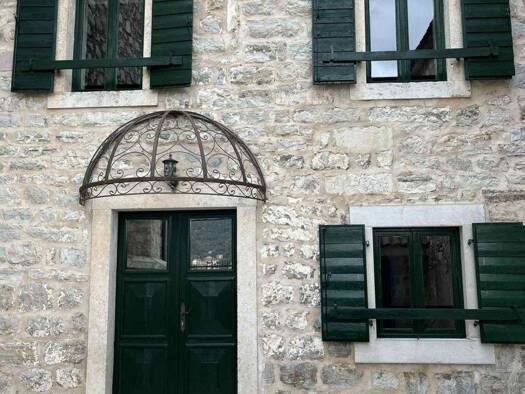 Villa zum Kauf 443.000 € 267 m² Lepetani