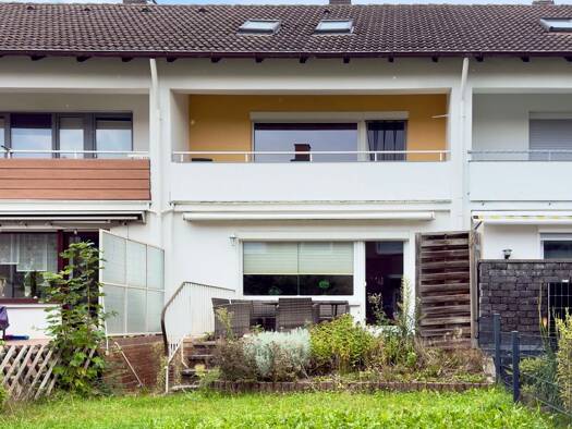 Reihenmittelhaus zur Miete 790 € 4 Zimmer 110 m² 162 m² Grundstück frei ab 01.12.2026 Nordstadt Hameln 31785