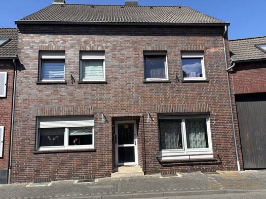 Mehrfamilienhaus zum Kauf 349.000 € 14 Zimmer 345 m² 377 m² Grundstück Venrath Erkelenz 41812