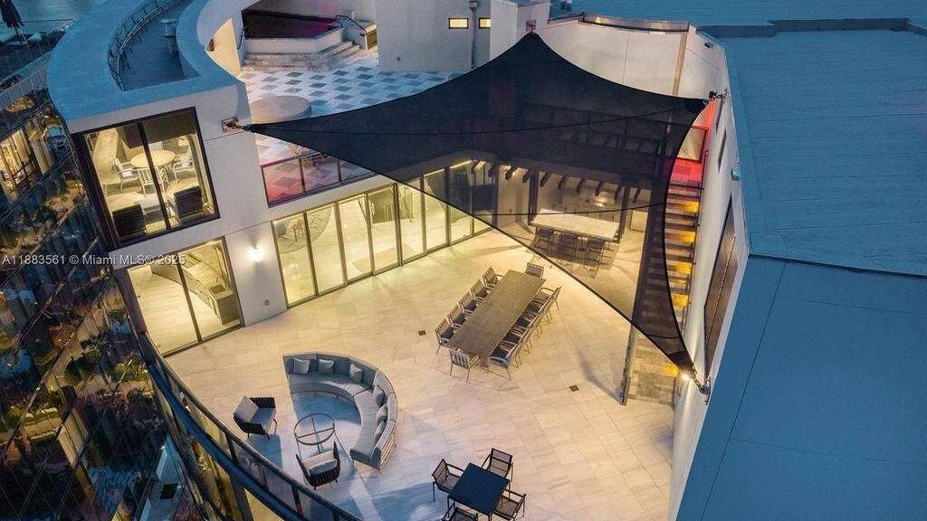 Wohnung zum Kauf 40.909.500 € 888 m² Sunny Isles Beach 33160