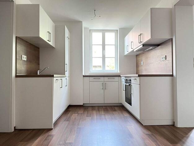 Wohnung zur Miete 735 € 3 Zimmer 86 m² 2. Geschoss Rotenburg Rotenburg a. d. Fulda 36199