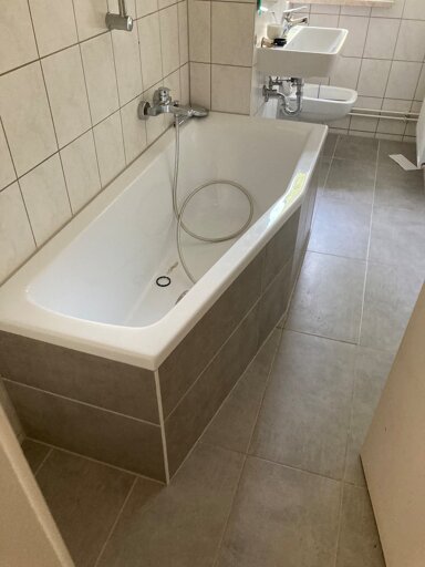 Wohnung zur Miete 339 € 3 Zimmer 60,5 m² EG Kastanienweg 33 Bernburg Bernburg (Saale) 06406