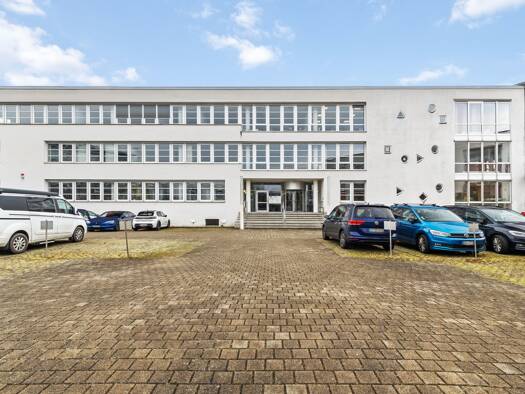 Bürofläche zur Miete 8.200 € 17 Zimmer 822 m² Bürofläche teilbar ab 401 m² Ettlingen 76275