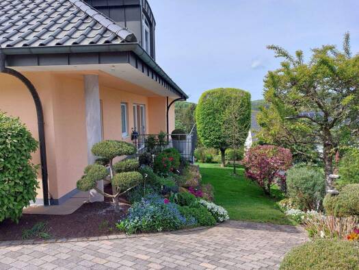 Villa zum Kauf provisionsfrei 1.380.000 € 10,5 Zimmer 390 m² 1.396 m² Grundstück Landau Landau in der Pfalz 76829