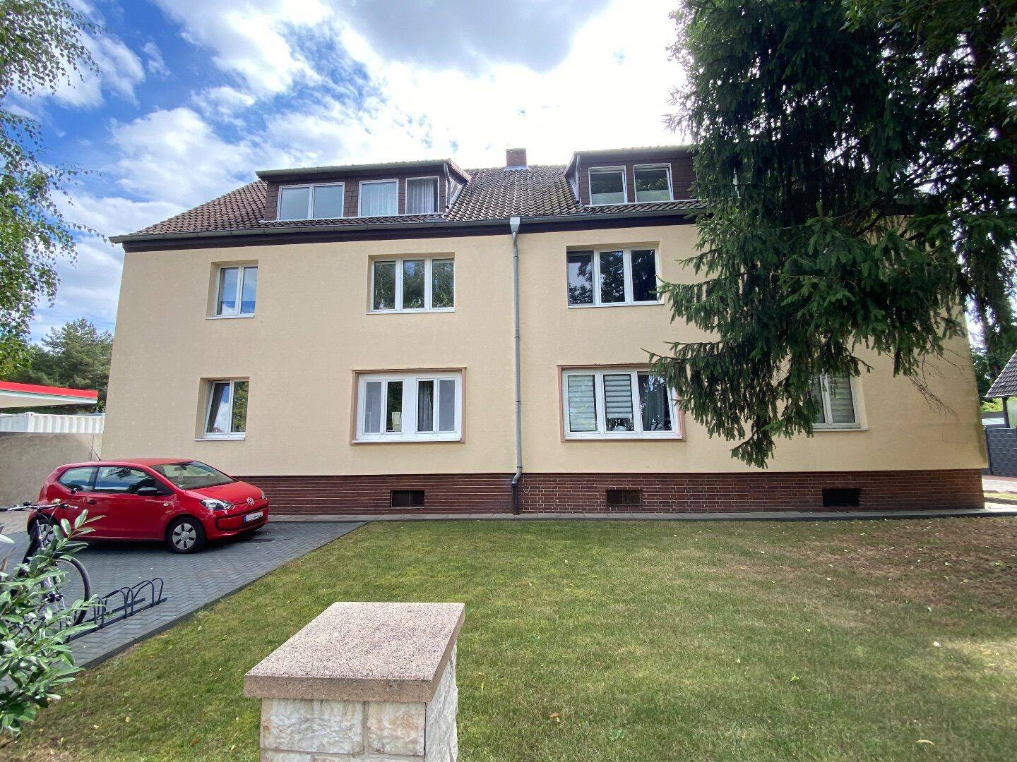 Haus zum Kauf - Ansicht 2
