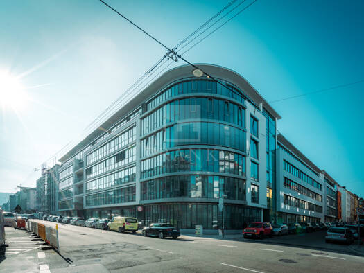 Bürofläche zur Miete 18 € 2.288 m² Bürofläche teilbar ab 147,1 m² West Stuttgart 70176