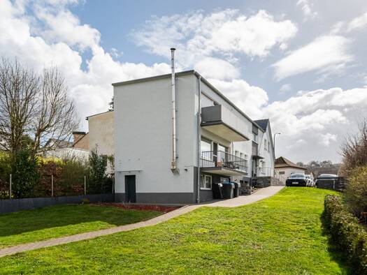 Mehrfamilienhaus zum Kauf 369.000 € 6 Zimmer 180 m² 951 m² Grundstück Arnsberg 59821