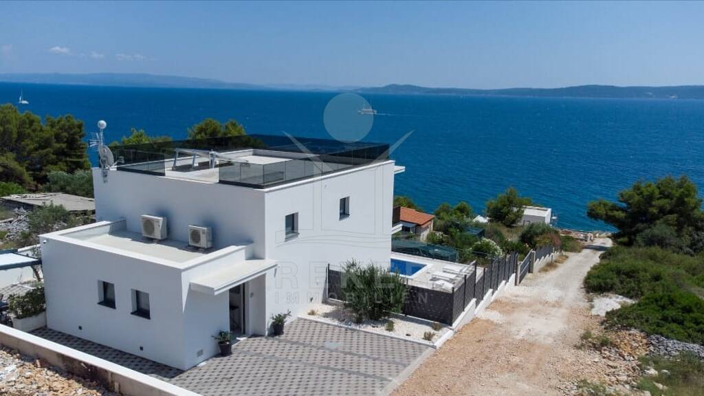 Villa zum Kauf 1.350.000 € 6 Zimmer 146 m² 425 m² Grundstück Trogir