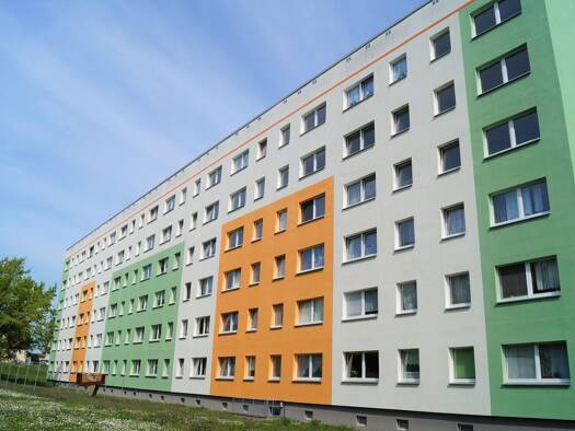 Wohnung zur Miete 330 € 3 Zimmer 54,1 m² 4. Geschoss frei ab sofort Julius-Fucik-Straße 10 Pößneck,Stadt Pößneck 07381