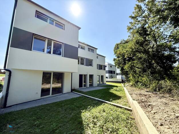 Reihenmittelhaus zum Kauf - Erstbezug 439.000 € 5 Zimmer 107,3 m² frei ab sofort Hainburger Straße Schwechat 2320