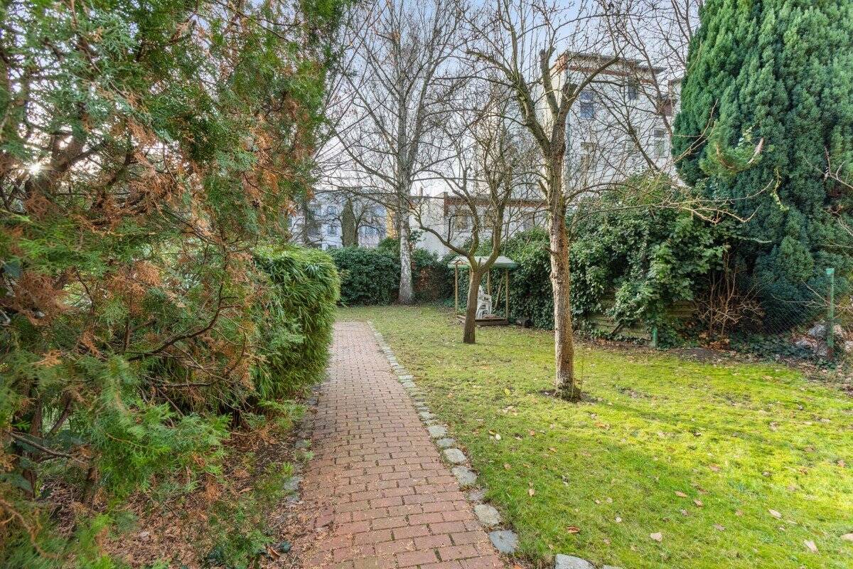 Property thumbnail 11