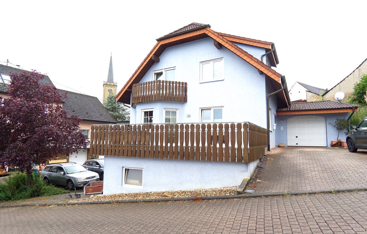 Wohlfühlen auf ganzer Linie – 
Ihr Familienhaus mit Zusatzwohnung