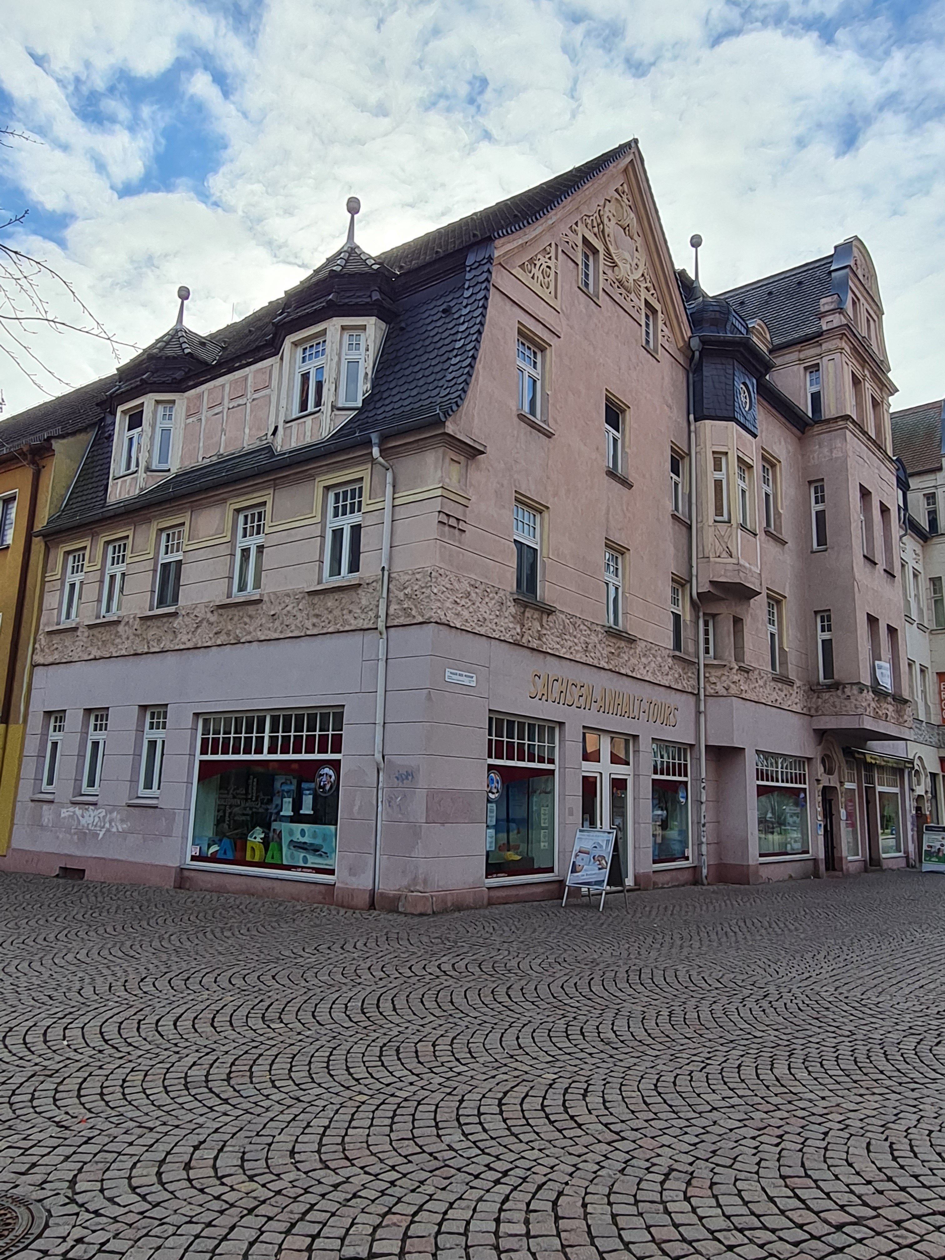 Bürogebäude zur Miete 6,50 € 6 Zimmer 183 m²<br/>Bürofläche Walther-Rathenau-Str. 1 Bitterfeld Bitterfeld-Wolfen 06749