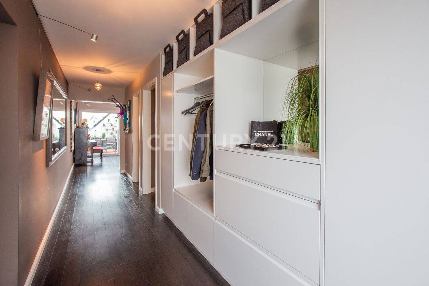 Property thumbnail 11