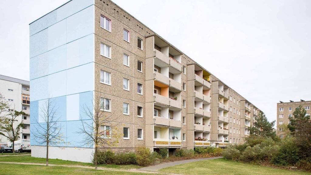 Wohnung zur Miete 237 € 3 Zimmer 60 m² 5. Geschoss Am Zügel 9 Reitbahnviertel Neubrandenburg 17034