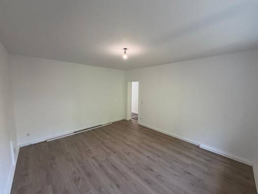 Wohnung zur Miete 700 € 3 Zimmer 67 m² Geschoss 1/1 frei ab 01.09.2026 Karolingerstraße 1 Übach Übach-Palenberg 52531