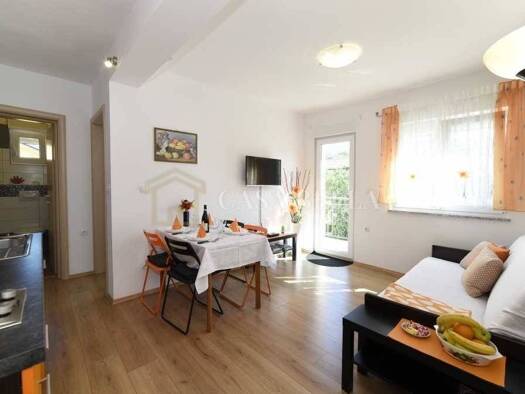 Wohnung zur Miete 500 € 2 Zimmer 40 m² Geschoss 1/2 Jadranovo, Crikvenica Crikvenica 51260