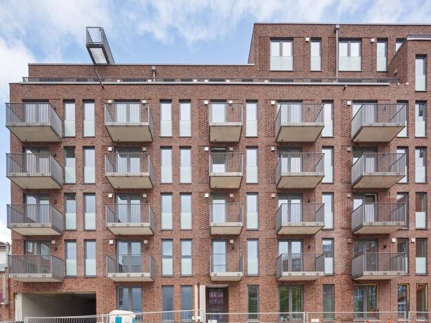Studio zur Miete 715 € 1 Zimmer 38,1 m² 4. Geschoss frei ab 01.10.2026 Hafenstraße 17 Vorstadt Vorstadt 24103
