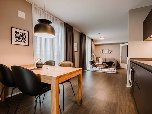 Wohnung zur Miete 9.429 € 3 Zimmer 95 m² Schwabing-Freimann München 80939