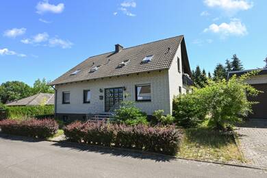 Mehrfamilienhaus zum Kauf 340.000 € 6 Zimmer 213 m² 802 m² Grundstück Duderstadt Duderstadt, Niedersachsen 37115