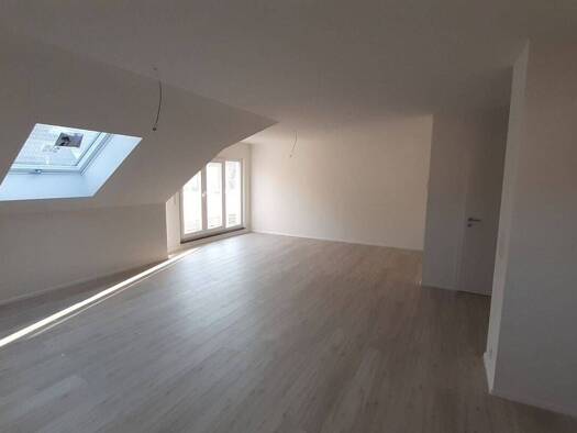 Wohnung zur Miete 1.115 € 2 Zimmer 89 m² Geschoss 2/3 frei ab 01.10.2026 Raiffeisenstraße 38 Breitenholz Ammerbuch 72119