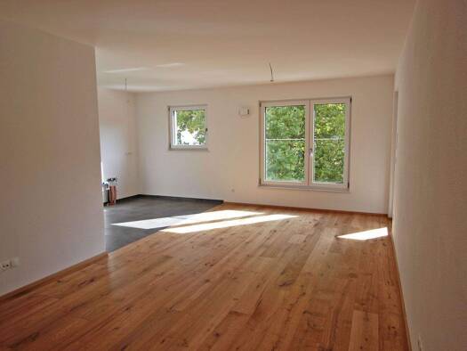 Wohnung zur Miete 1.050 € 2 Zimmer 74,3 m² 3. Geschoss frei ab 01.06.2026 Papiererstraße 34 Nikola Landshut 84034