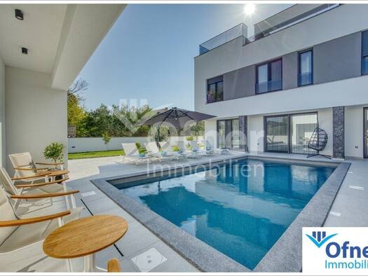 Villa zum Kauf 1.390.000 € 5 Zimmer 234,2 m² 765 m² Grundstück Zaton 23232