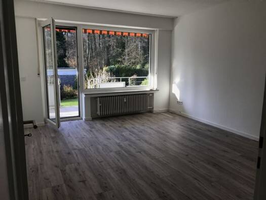 Wohnung zur Miete 500 € 1 Zimmer 43 m² Geschoss -1/3 frei ab 01.11.2026 Rathelbeckstraße 309 a Unterbach Düsseldorf 40627