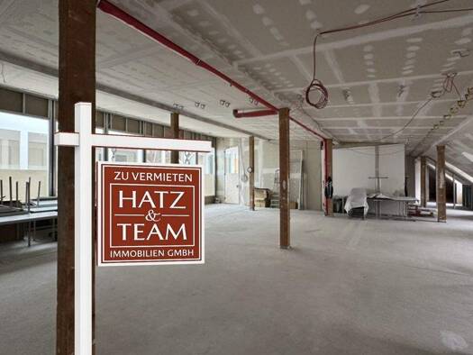 Bürofläche zur Miete 8,29 € 240 m² Bürofläche teilbar ab 100 m² Tittling Tittling 94104