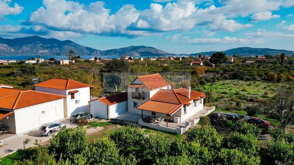 Einfamilienhaus zum Kauf 410.000 € 8 Zimmer 154 m² 620 m² Grundstück Kalloni  - Troizinia 18020