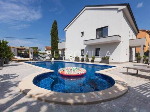 Einfamilienhaus zum Kauf 1.260.000 € 5 Zimmer 220 m² Malinska Malinska 51511