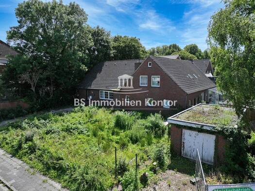 Einfamilienhaus zum Kauf 129.900 € 9 Zimmer 235 m² 1.076 m² Grundstück Oldersum Moormerland 26802