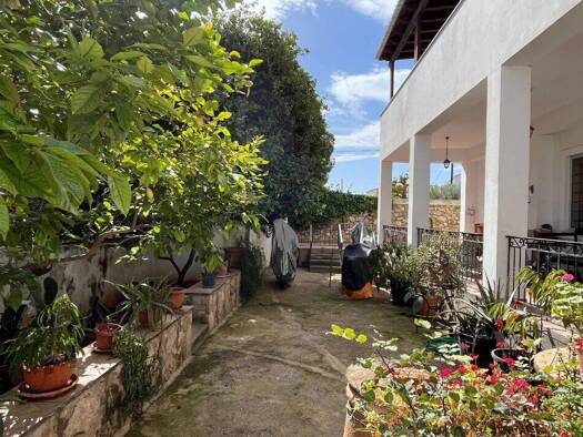Einfamilienhaus zum Kauf 1.800.000 € 8 Zimmer 435 m² 710 m² Grundstück Municipality of Spetses 18050