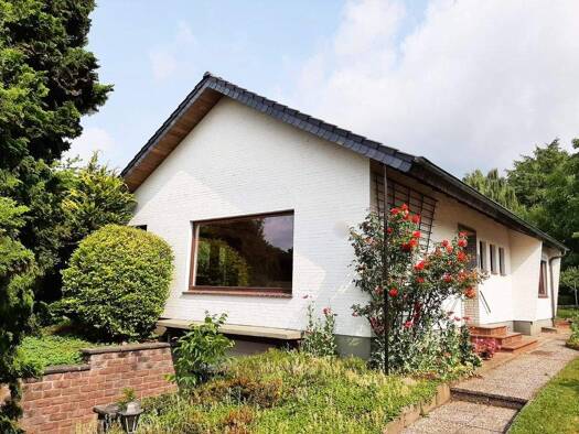 Einfamilienhaus zum Kauf provisionsfrei 269.000 € 4 Zimmer 80 m² 628 m² Grundstück frei ab sofort Ritterhude 27721