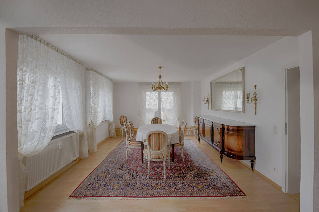 Kernsaniertes 3-4-Familienhaus in zentraler Lage von Saarbrücken