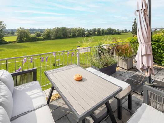 Einfamilienhaus zum Kauf 715.000 € 8 Zimmer 223,5 m² 841 m² Grundstück Krumbach 86381